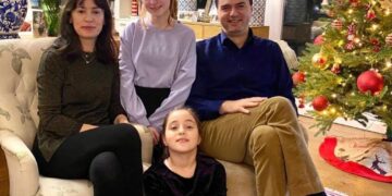 Babai, bashkëshorti, “qytetari model”…Lulzim Basha