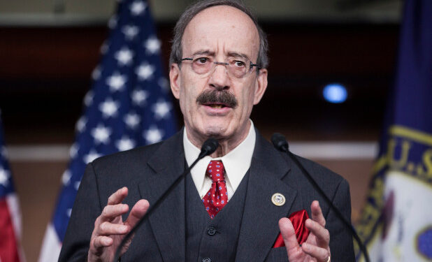 “Vajtimi” hipokrit për largimin e kongresmenit Engell