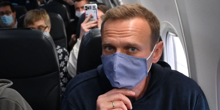 Alexei Navalny arrestohet sapo zbret në aeroportin e Moskës