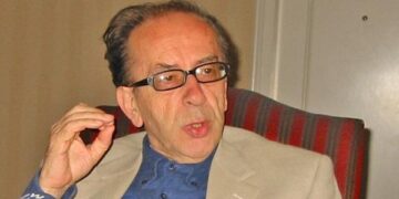 I madhi Ismail Kadare feston sot ditëlindjen, a e merrni dot me mend sa vjeç mbush?