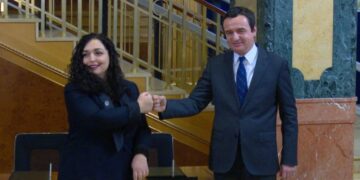 Vjosa Osmani, si kamikaze e Albin Kurtit: Do e shkrij KQZ-në, nëse nuk rregjistron kandidatët e Vetëvendosjes