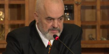 Akuza e fortë e Ramës, që kaloi pa “bujë”: Gjyqtarë e prokurorë duan të rrëzojnë Qeverinë të drejtuar nga “Udhëheqësi i Referendumit”  më 25 prill