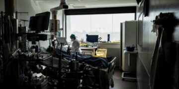 The Guardian: vendi më i varfër evropian me vaksinimin ende ëndërr