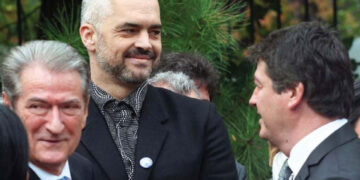 Intervista ekskluzive e Ramës pas dhunës barbare të ushtruar nga njerëzit e Berishës: E kam marrë parasysh se edhe mund të më vrasin