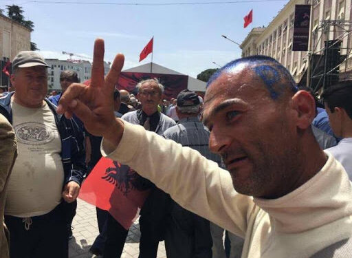 Betejë tjetër mes ujqërish, kujdes! Artan Hoxha ironizon Arjan Çanin: U mblodhën tek mejhana e një ‘gajdhuri’ grek… (Video)