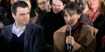 Bledi Mane ironizon Luli Bashen: Mungojnë dy vota! Luli, Luli edhe gruaja ta nguli