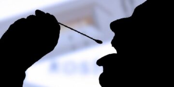 Gjermani/ Testet e shpejta COVID do shiten në dyqane, qytetarët do i realizojnë vetë