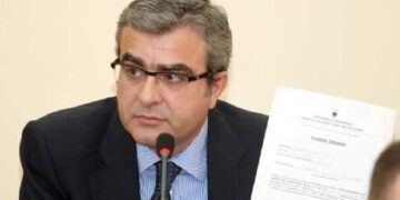 LSI me “lebroz”! Largohet një tjetër figurë e rëndësishme politike, ish ministri Dervishaj