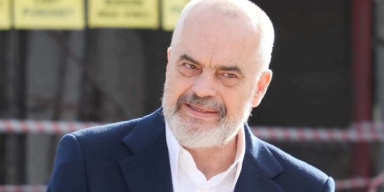 “Ky ka qenë projekti më i vështirë”, kryeministri Rama jep lajmin e mirë: Të rinjtë do fitojnë mijëra euro vetëm nga interneti! Një vajzë nga Korça kishte në portofol…