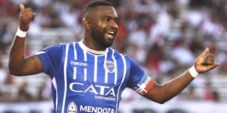 E rëndë! Vetëvritet futbollisti i njohur