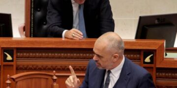 Shpëtim Idrizi në panik të thellë, Rama i kujton pazaret si drejtor dogane dhe dështimin me çështjen çame, kreu i PDIU nis sulmet i dëshpëruar