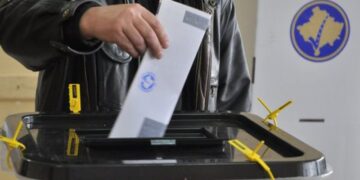 Kosova sot në zgjedhje, hapen qendrat e votimit, kryetarja e KQZ del me thirrjen e fortë