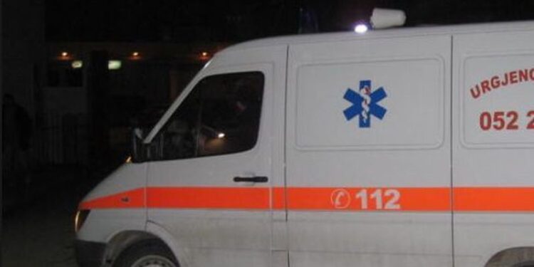 Aksident tragjik/ Del nga rruga ambulanca, humb jetën e sëmura me COVID-19 që po transportohej drejt Tiranës