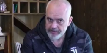 Rama as që e ka në “refene” Opozitën e Rrugës! “Do largohesh nga PS, nëse humbet zgjedhjet”?! Ne kemi një shprehje me hallën dhe xhaxhain