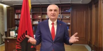 Balla ”rrëzon” skenarin për mandatimin e Bashës: Metën se lejon Kushtetuta të lëvizë, koalicioni vetëm po pate listë të përbashkët