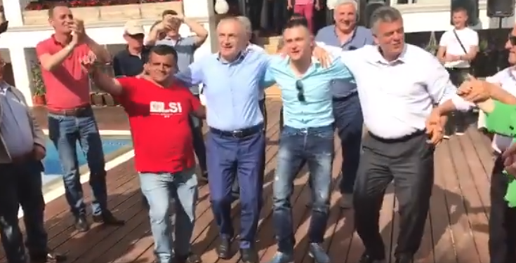 VIDEO/ “Vlerat” e LSI nuk duhen harruar! Kur Meta ishte bashkë me Kokën dhe martonin Daullxhiun