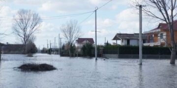 Moti i keq/ 56 shtëpi të përmbytyra dhe 370 hektarë tokë nën ujë në Durrës, evakuohen 2 familje, strehohen te shtëpia e pushimit në Konvaleshencë