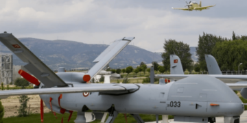 Testimi i armëve dhe mesazhet drejt Athinës: Ç’është “Mavi Vatan” i Turqisë?