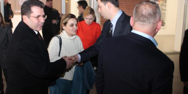 Basha mbyll pjesën fituese të listës së Tiranës, Mediu e Idrizi jashtë vendeve të sigurta por edhe demokratët “lehësa” Pampuri, Bogdani e Strazimiri