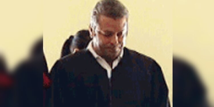 Gjyqtarët rrihen me grushte: Skandali në gjykatën administrative të Vlorës