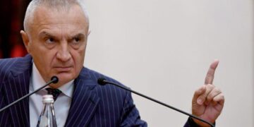 Patozi ironizon keq Metën: Presidenti… më i shqetësuar sesa gruaja e tij për zgjedhjet?!