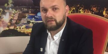 Do garojë me PS për 25 Prillin, Halit Valteri bën deklaratën e fortë: Basha i ka shitur deri në 500 mijë euro vendet në listat e sigurta, Ramës i jam përgjigjur vetëm me një kusht!