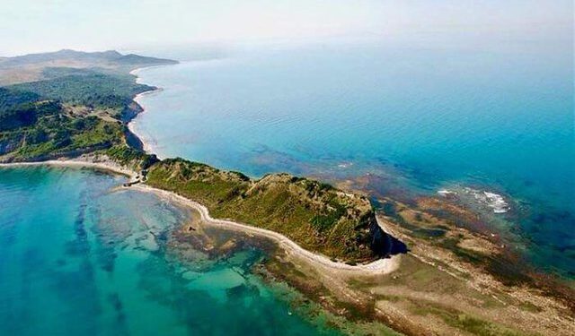 VIDEO/ Tërmeti i djeshëm “çan” detin Adriatik dhe krijon një mur prej 3 metrash, mediat italiane nxjerrin pamjet