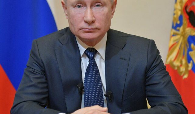 Mori dozën anti-COVID në fshehtësi, Vladimir Putin tregon efektet anësore nga vaksina