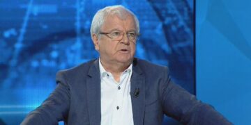 Spartak Ngjela: Presidenti po vepron si kryetar kooperative, përplasjet te FRD sjellje të një njeriu të shthurur, është tmerruar nga SHBA