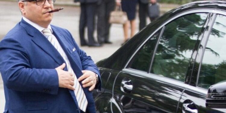 Çfarë po ndodh me Bashkim Finon? “Forca kampion”! Erion Braçe mesazh për kolegun socialist: Lufto fort miku ynë!