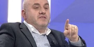 “Duhet pyetur SPAK…”! Artan Hoxha nxjerr prapaskenat “bombë” për disa këngëtarë shqiptarë: Ja çfarë thotë për Ylli Bakën!