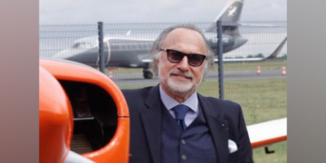 Miliarderi që ndërton avionë ushtarakë dhe zotëron gazetën “Le Figaro”, vdes nga përplasja e helikopterit