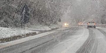 Rikthehet dimri i ashpër në Itali: Borë e stuhi, emergjencë në Siçili e Puglia