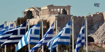 Rritja e rasteve, Greqia mbyll shkollat në të gjithë vendin