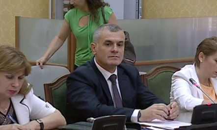 E bujshme: Drejton listën e PD, Bujar Leskaj dorëhiqet nga kandidimi në Qarkun e Vlorës. Basha dërgon urgjent Agron Kuliçin