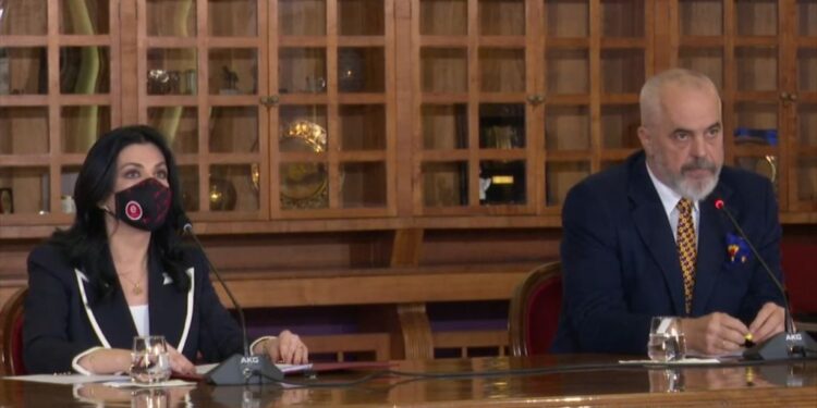 95 % e shërbimeve publike online