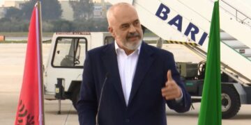 30 vite nga eksodi drejt Italisë, Rama: Faleminderit që hapët dyert për shqiptarët