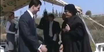 Luli ka hequr vizat me Europën apo me Libinë?! Blendi Fevziu më në fund e vë me “shpatulla pas muri” Lulzimin