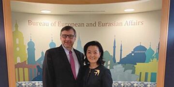 Ambasadorja Yuri Kim ka qenë e qartë: Matthew Palmer paralajmëron Shqipërinë për zgjedhjet e 25 prillit