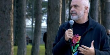 Rama: Lista e kandidatëve të opozitës, një sallatë ruse që vjen era qepë e raki. Sollën në Korçë “Babalen”