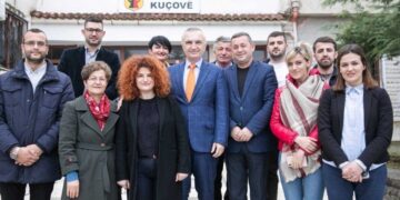 Ish kryebashkiaku Selfo Kapllani largohet nga LSI dhe i bashkohet PS në Berat