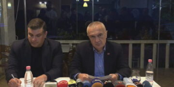 Hap pas hapi: Si nisi revolta për marrjen peng të Aeroportit të Rinasit, pas takimit të Ilir Metës me kontrollorët