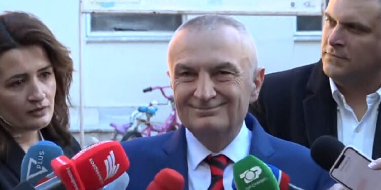 Nisin zgjedhjet, voton Meta dhe Kryemadhi, ku do të votojnë sot krerët e shtetit dhe të politikës! Të gjithë orët e para të mëngjesit