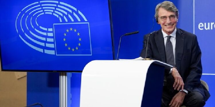 Rusia i ndalon hyrjen presidentit të PE, David Sassoli dhe 7 eurodeputetëve! BE: Nuk frikësohemi, veprimet e papranueshme