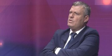 Ish-prokurori për 21 Janarin: Hetimet u bënë nën presion, mirë që na lanë të kalonim gardhin e Kryeministrisë për të marrë gëzhojat