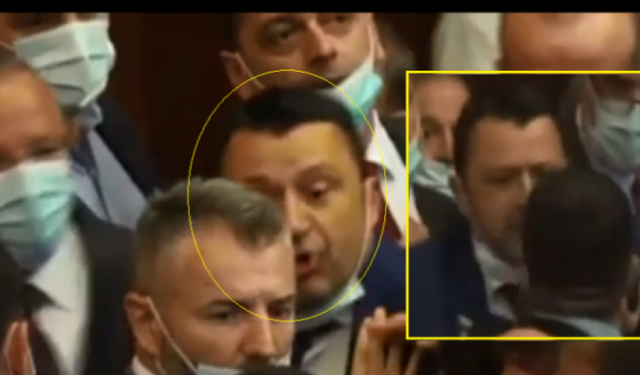 Plas sherri dhe gjuha e rrugës në Kuvendin e Kosovës, e pazakontë çfarë bëjnë deputetët e listës serbe në momentet kur situata ishte e tensionuar (Foto)