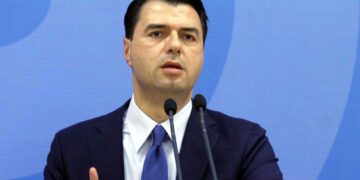 Demokrati i njohur plas deklaratën e fortë kundër Lulzim Bashës: Është i korruptuar, nuk ka cipë!