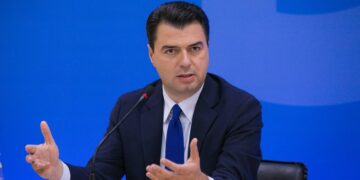 Përballet për herë të parë me zërat kritikë ndaj tij! Zbulohen 2 lëvizjet e rëndësishme të Lulzim Bashës ditën e sotme