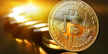 Lagjja ‘5 Maji’ vatër e prodhimit të Bitcoin-it në vendin tonë! Policia vë në pranga 2 qytetarë, befasohet nga ajo që iu gjen në banesën e tyre