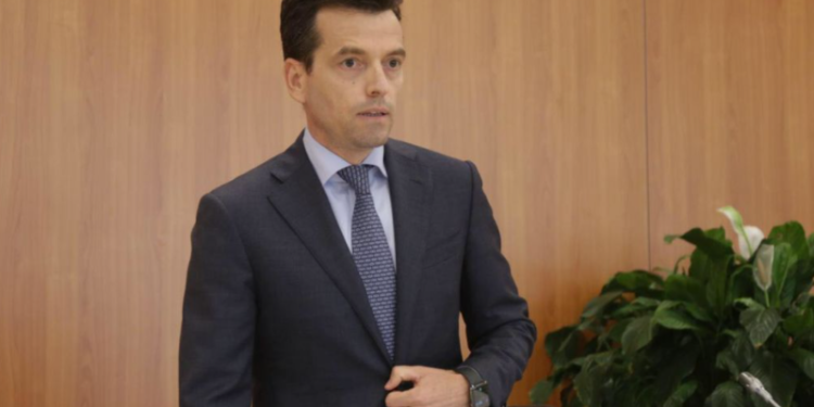 Ndizet debati brenda PD-së në Shkodër, anëtari i strukturës i drejtohet Shehajt: Çfarë kërkon këtu, edhe ti je pjesë e humbjes